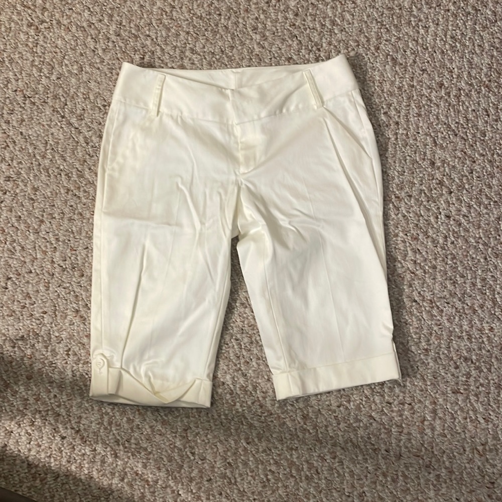 White dress long shorts by Mix It